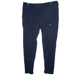 🦋Joie Black 6 Pocket Cargo Jeans